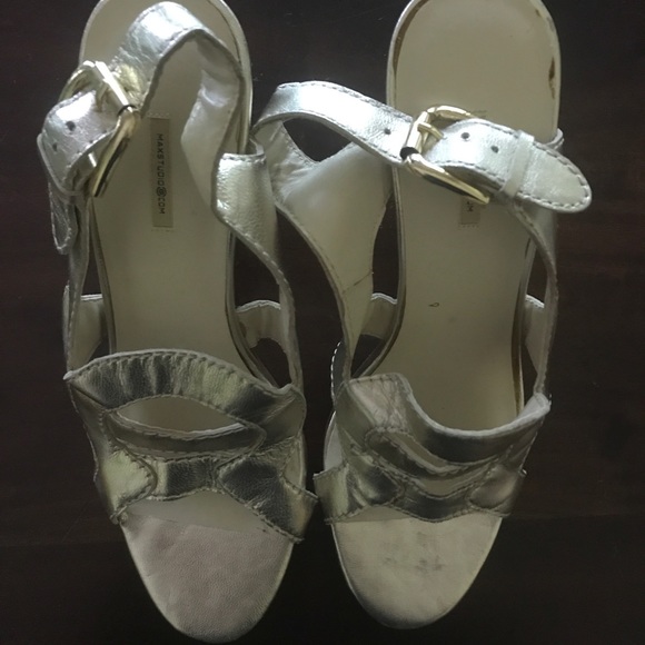 Sz 7.5 Gold Leather Max Studio heel - Picture 4 of 6